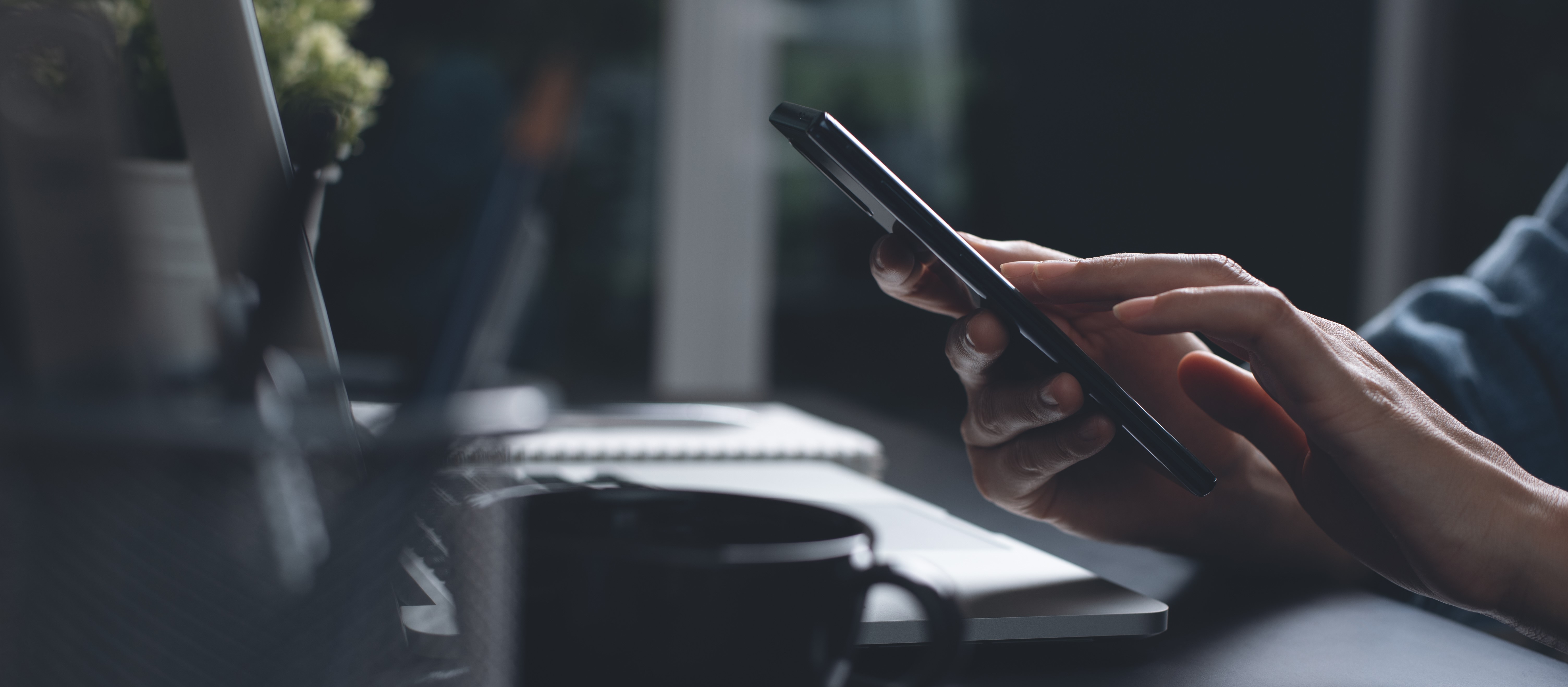 Business woman using mobile smart phone